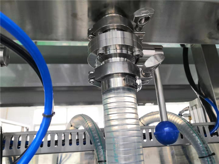 चॉकलेट भरने की मशीन